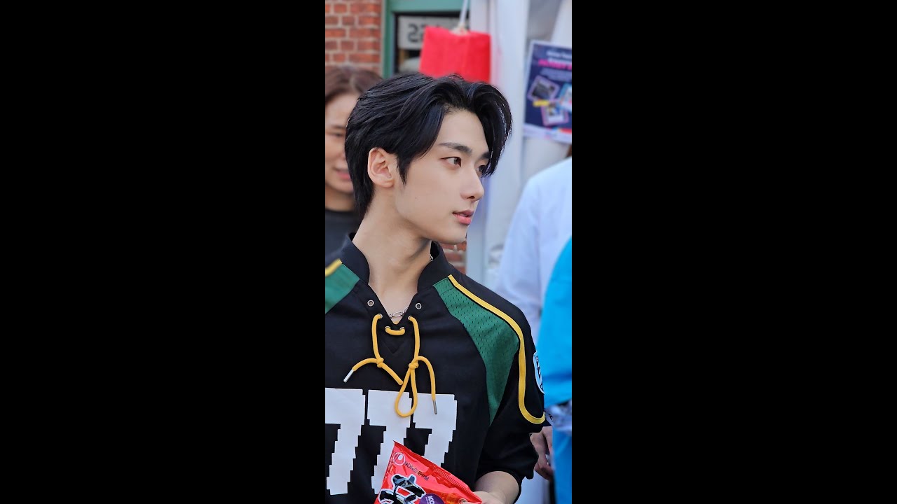 NXD (엔엑스디) walking around "Korea Woche" Event in Berlin 240919 (베를린 독일) - 직캠