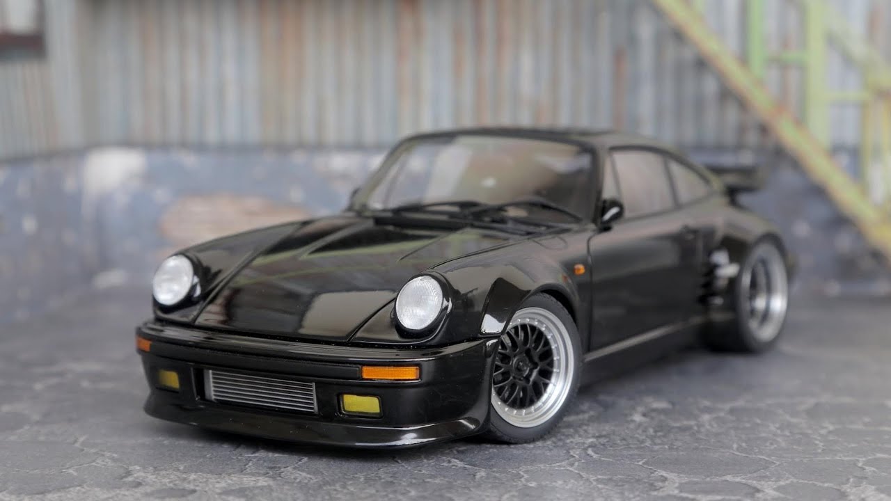 Porsche 911(930) Turbo Wangan Midnight Blackbird 1:18 Scale from AUTOart (Unboxing and Reviewing)
