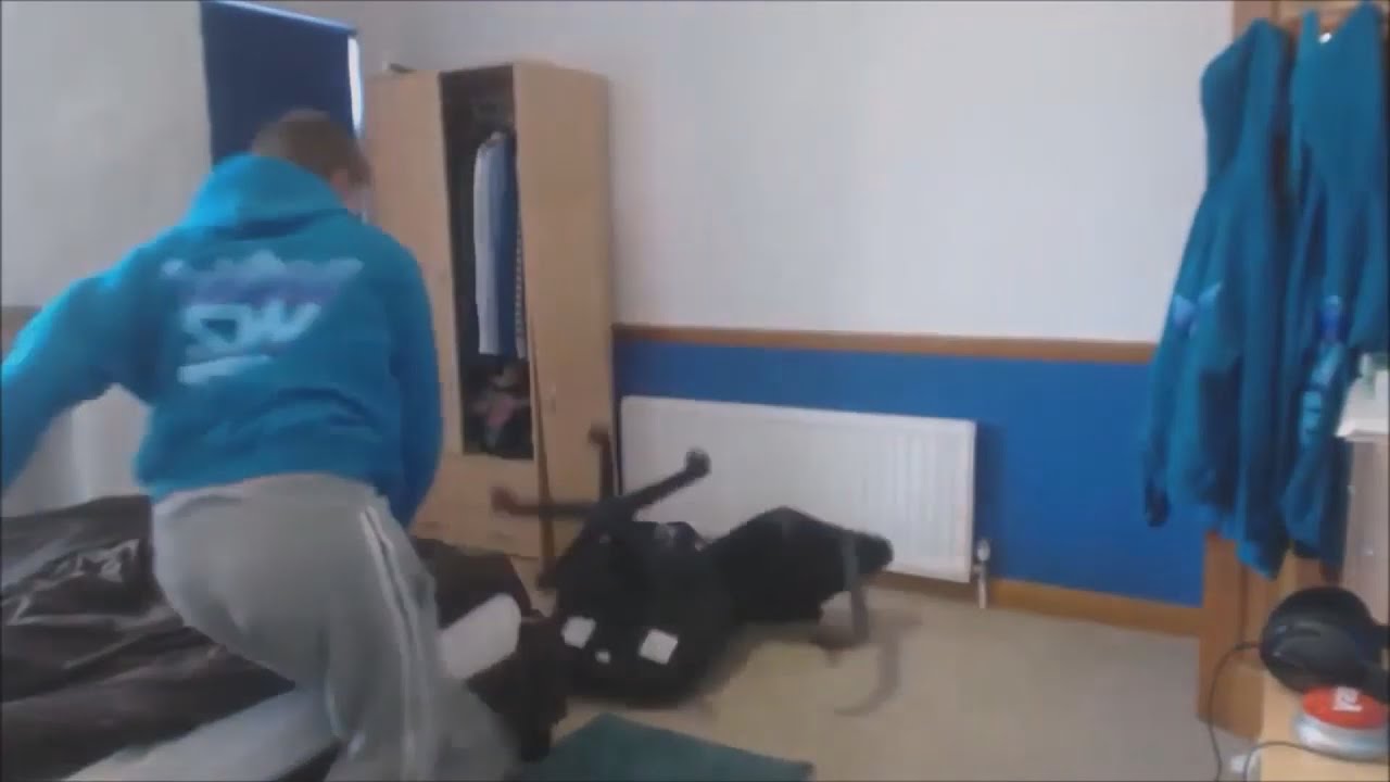 W2S BREAKS CHAIRS
