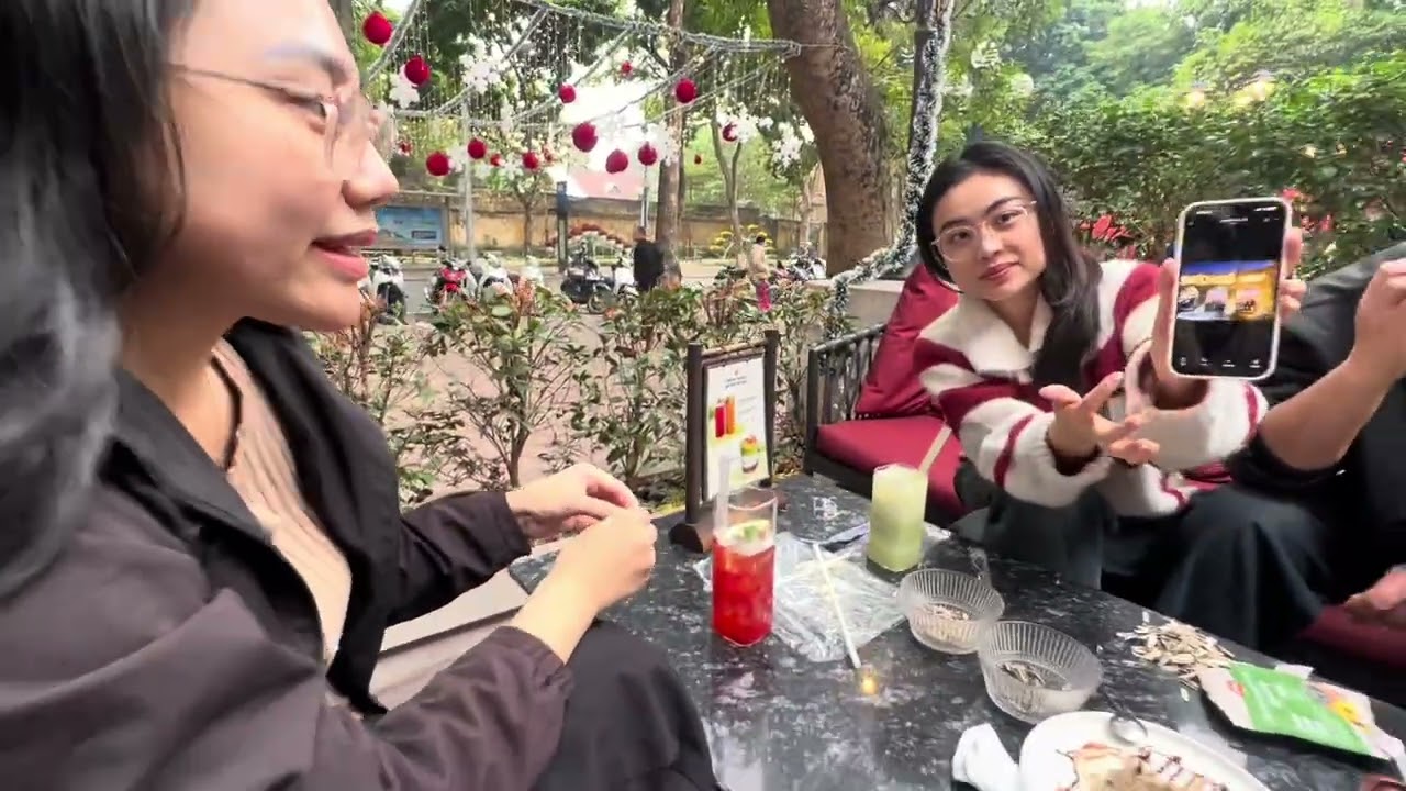 Lạc đi cafe cùng gia đình bác Linh
