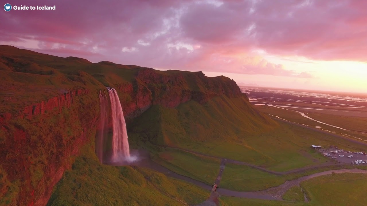 Waterfalls of Iceland: Seljalandsfoss