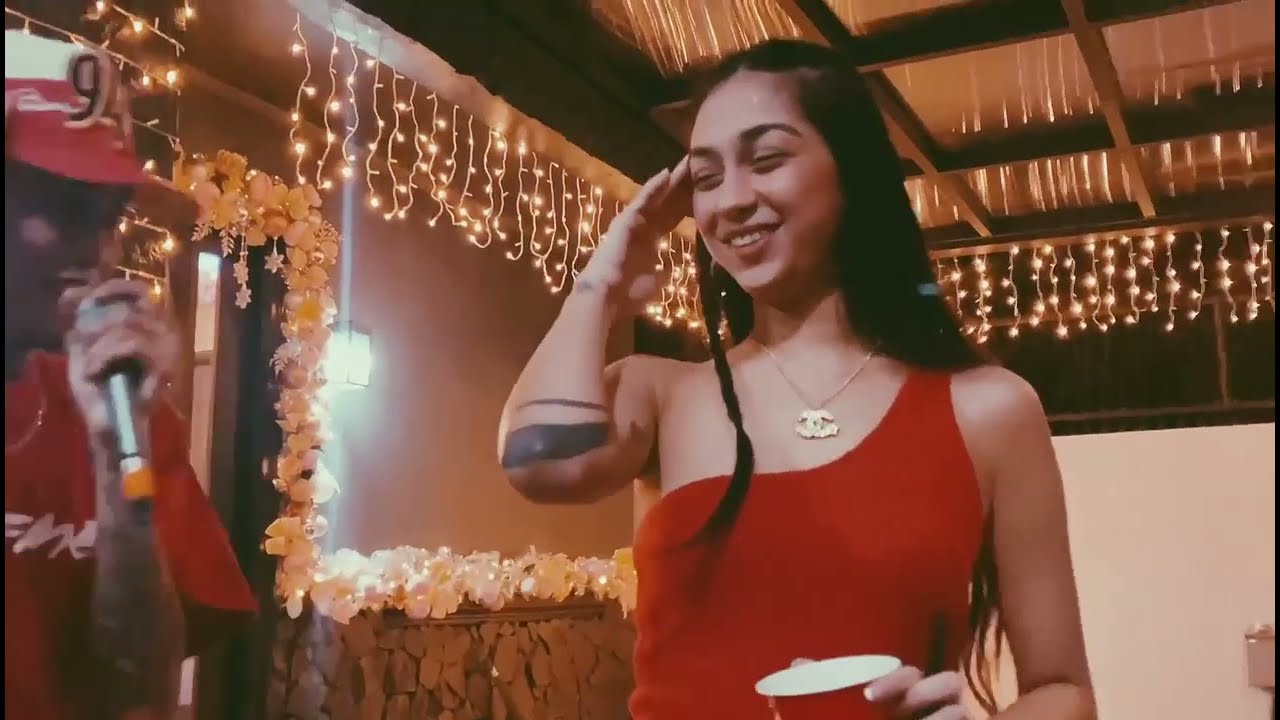 🔴 “UMAASA” by Skusta Clee Christmas Live Performance | Balitang Grind