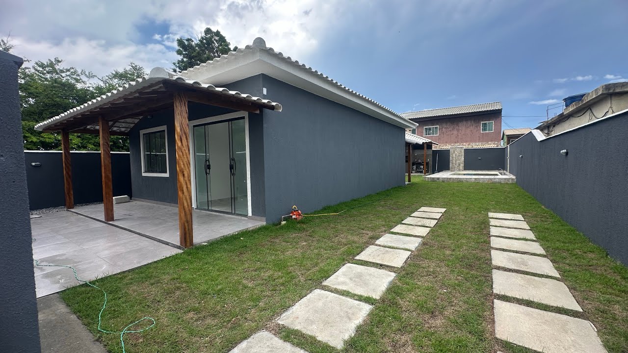 Linda casa com 3 quartos no Residencial Unamar em Unamar-Cabo Frio