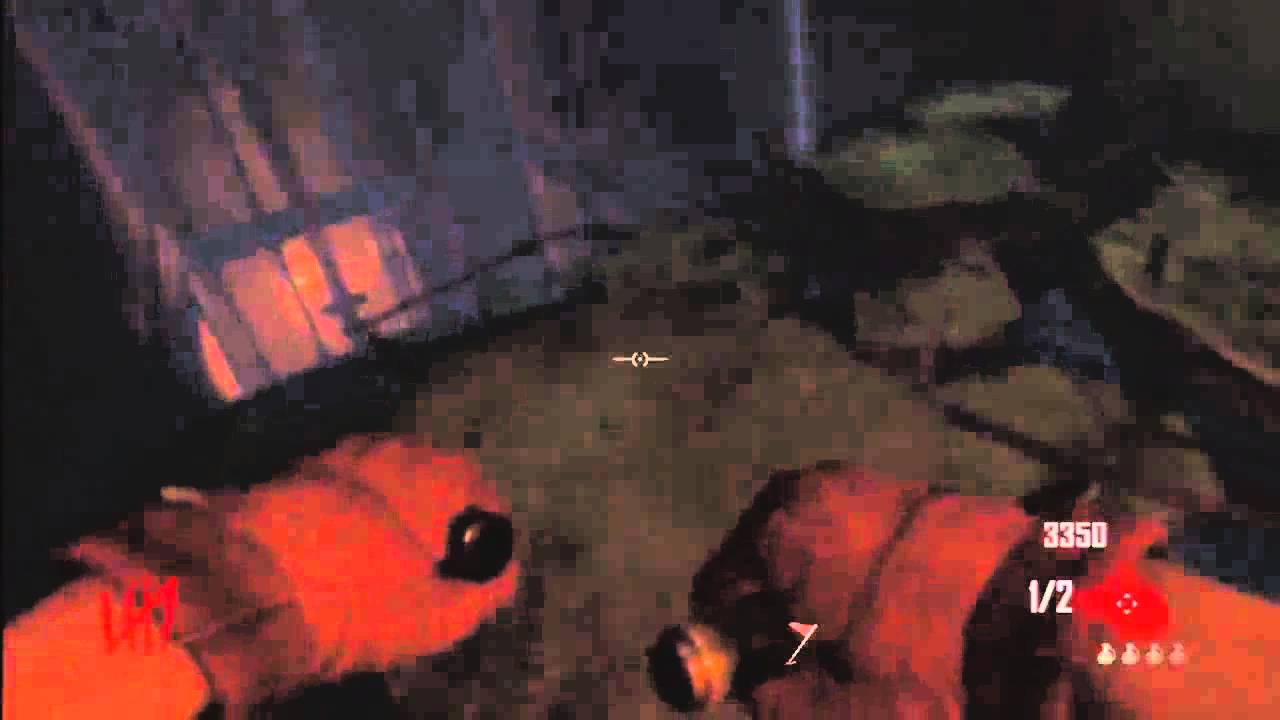 Black Ops 2 Die Rise Glitches - NEW Pile Up Spot Glitch (No Trample Steam)