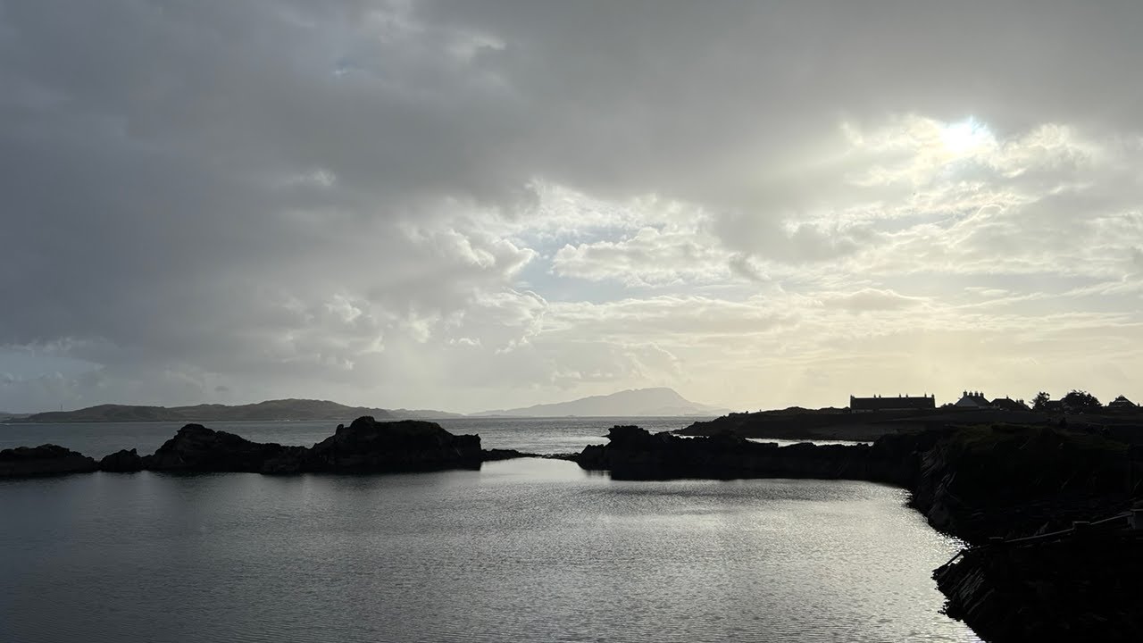 Exploring Easdale Island - Hidden Gem of the Inner Hebrides, Scotland | Hiking with the family!