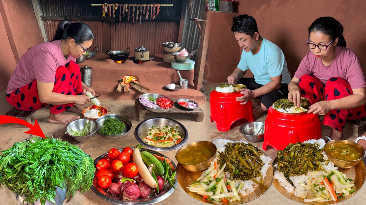 A Vegetable that all Nepalese Love ❤️ - Chinde Saag Recipe || Village Couple Cooking and Eating