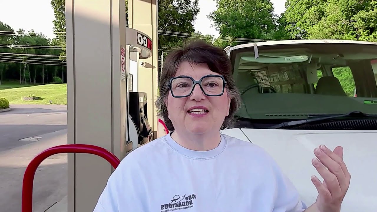 Best Ways To Save Money On Gas | Gas Station Tips & Tricks 2022