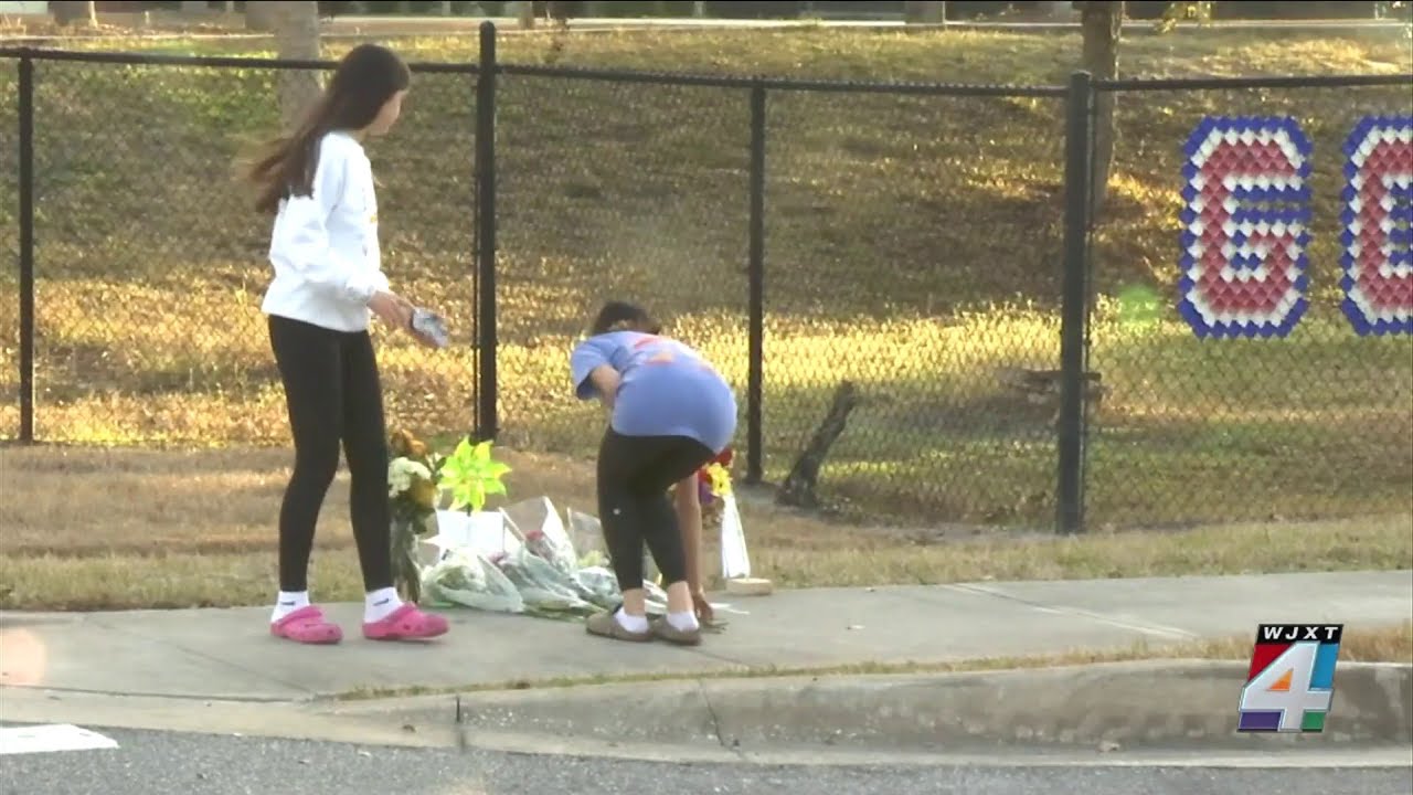 Condolences continue to pour in for 12-year-old student killed in crash