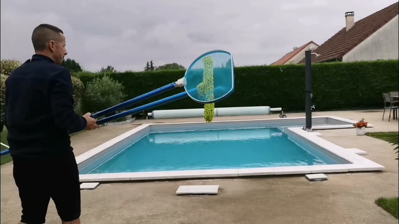 Nettoyage piscine sable du Sahara 2 sur 3, astuces du 🐬 vert, allez Sainté 😜 !!!