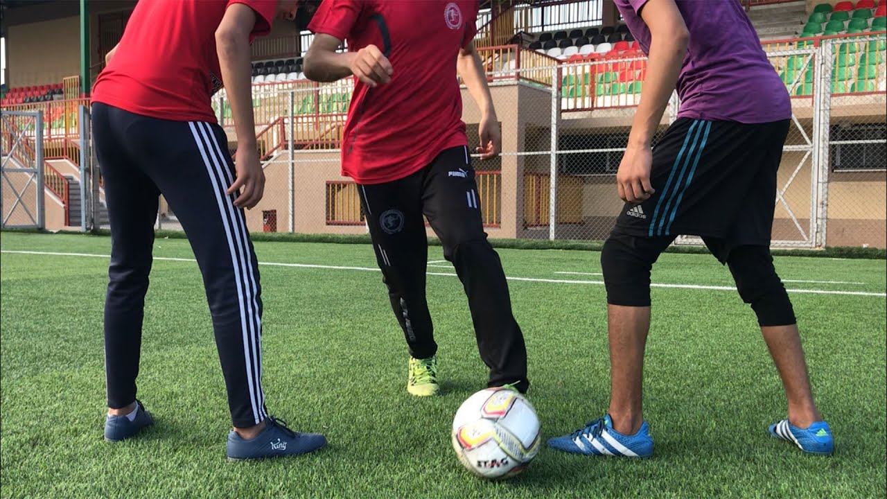 تعلم كيف تراوغ المدافعين بحركات مضمونة 2 ضد 1 | مهارات هتخليك أسطورة 💪️ ⚽️