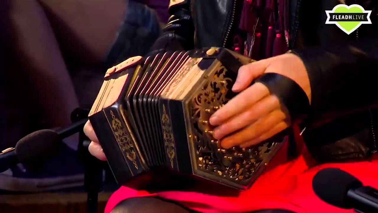 Caitlín Nic Gabhann & Ciarán Ó Maonaigh on Fleadh Live 2013