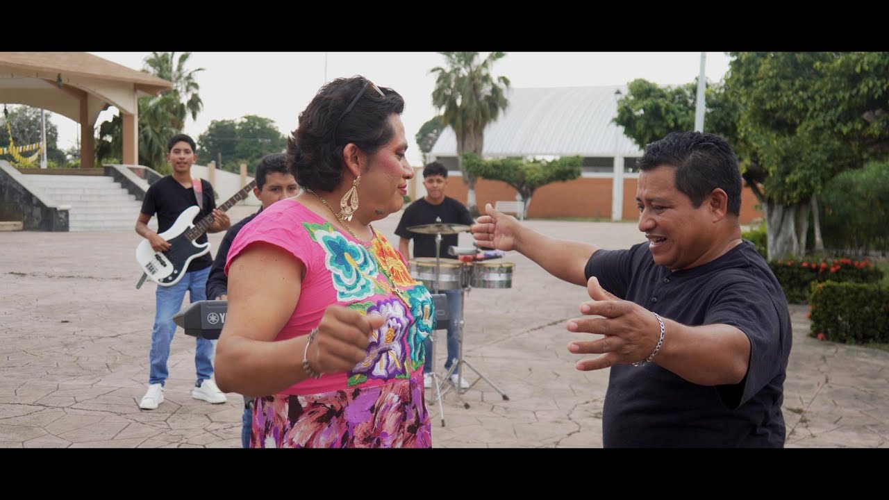 El cascabelito de los teclado - Cumbia de la bramuda Video Clip oficial