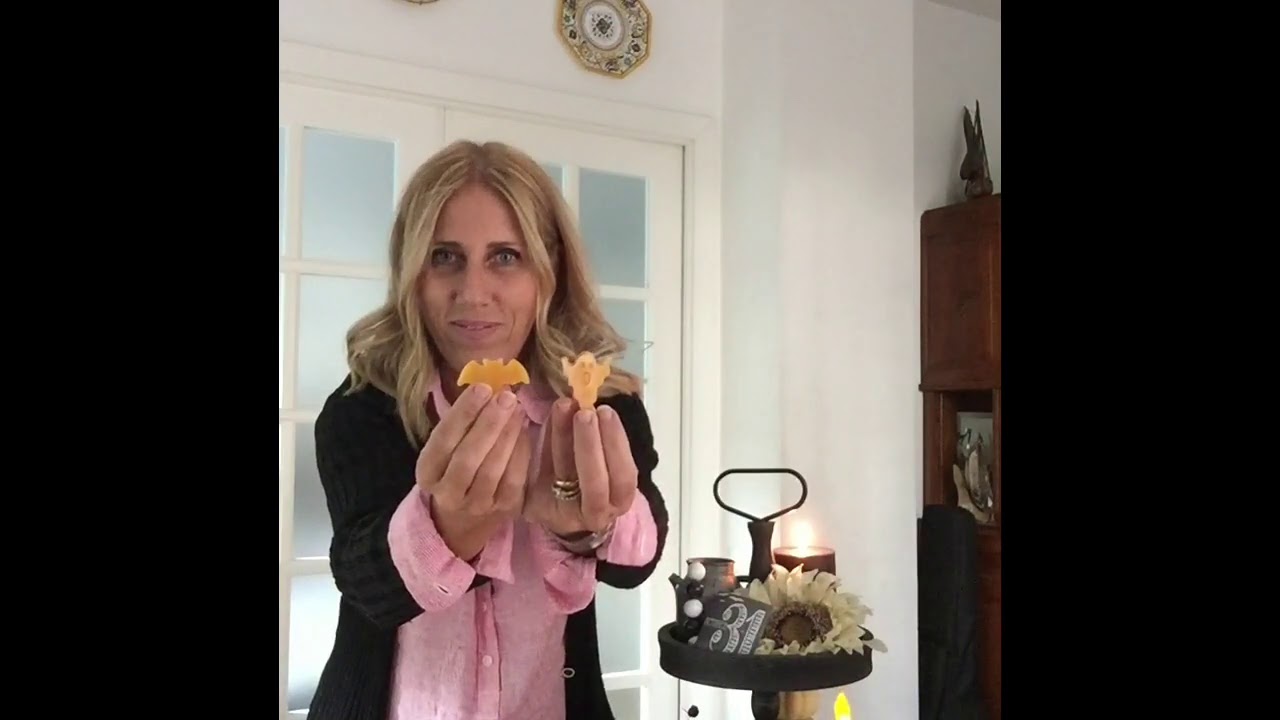 flosstube #1 - Mani di Donna Designer New Halloween deign