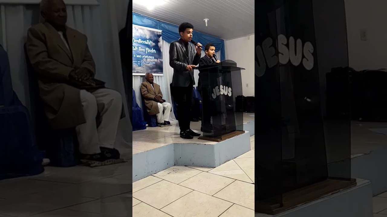 DUPLA ABEN&Ccedil;OADA.