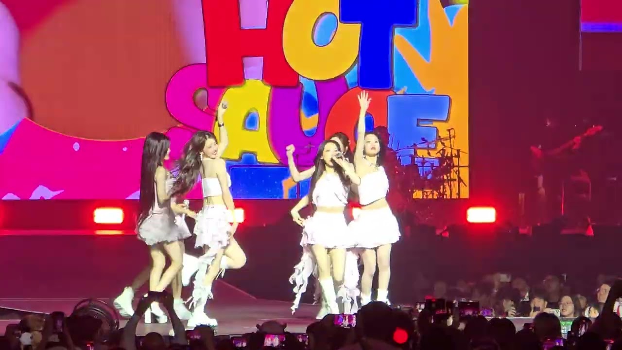 BABYMONSTER: Hot Sauce FANCAM | Dickies Arena | 2025 World Tour