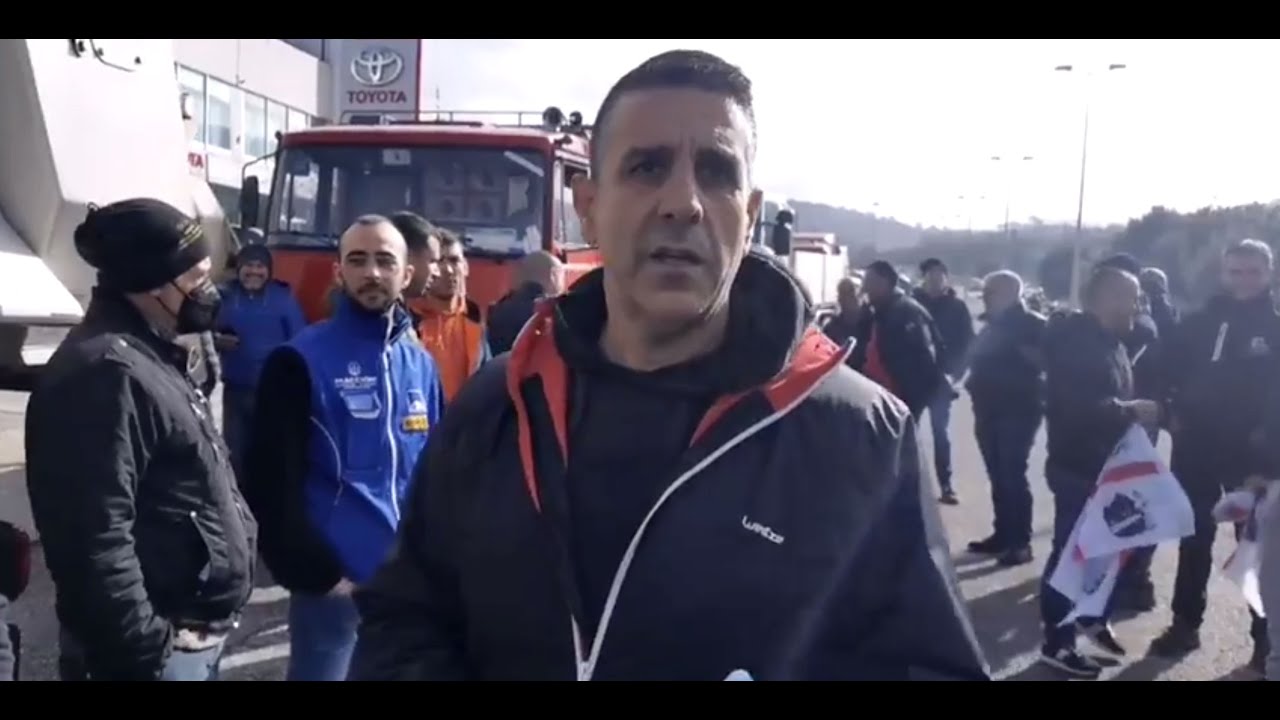 Nuoro. Gli autotrasportatori scendono in piazza contro il caro carburante