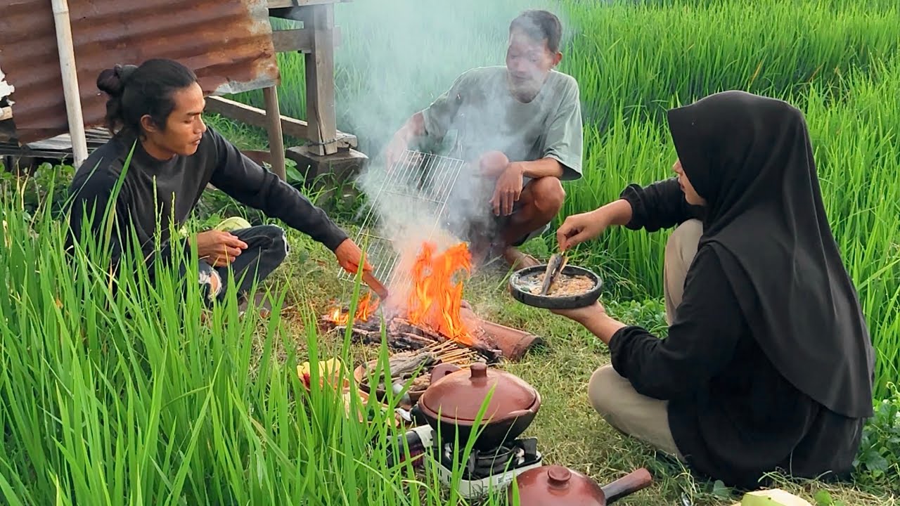 Memasak keong dan belut bakar | Dapur Alam