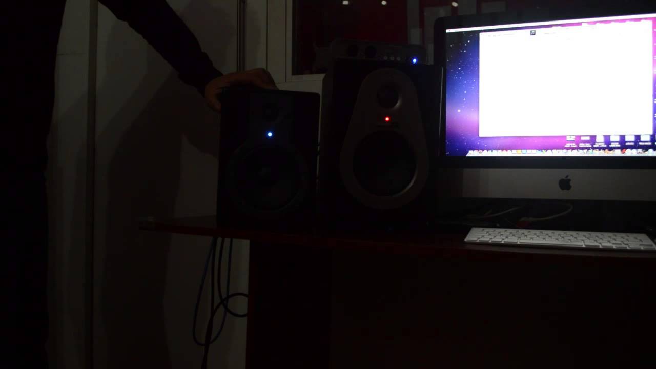 Samson Resolv A5 vs M audio BX5a