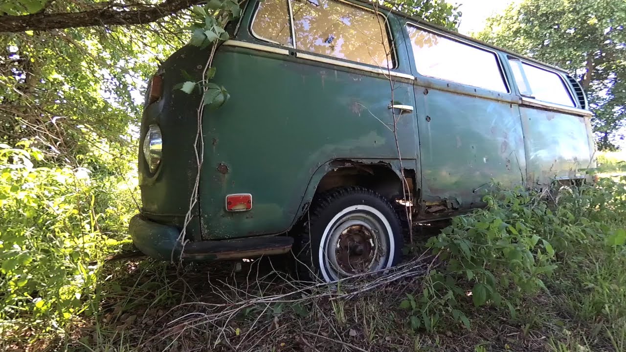 Van sitting for 10 years will it Run? 1970 VW Bay Window Bus. Van camping project
