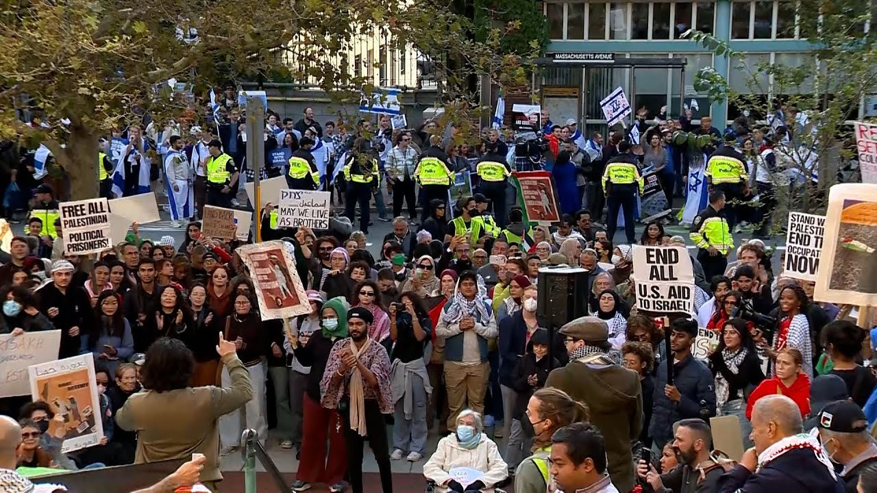 Supporters of Palestine met by pro-Israel counterprotesters during Mass. rally