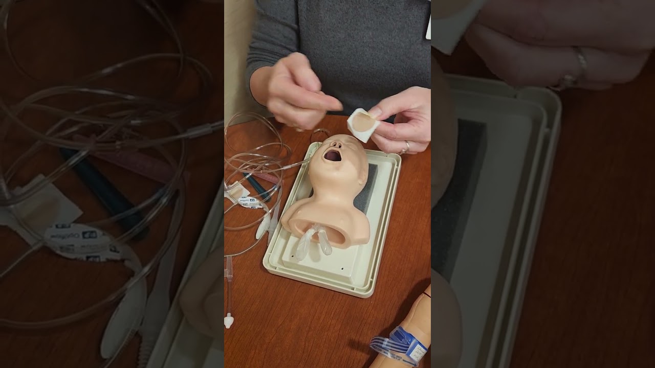 Neonatal suctioning and oxygen delivery