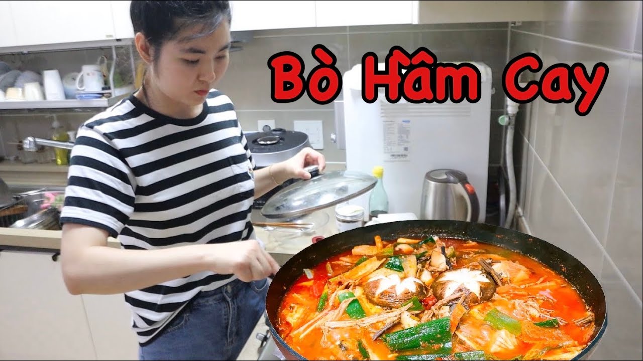 Vlog 200 |Dâu Việt nấu Bò Hầm Cay, món yêu thích của nội