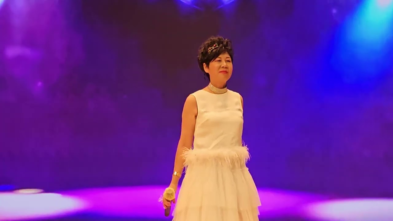 高歌佩佩  無奈 長享社區 921