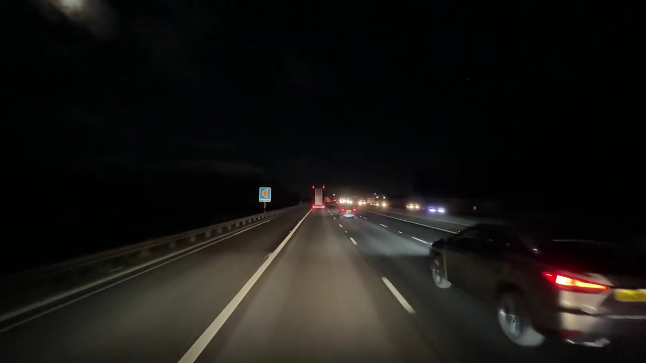 Driving at Night in the UK Motorway M1 M25 @midnightmotorway