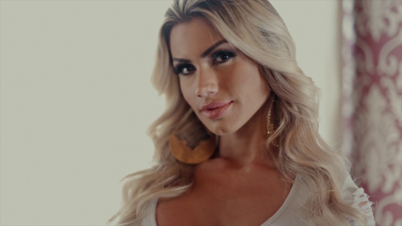 Pit Bull Jeans - Fashion Filme 2017 Kelly Key, Janaina Santucci