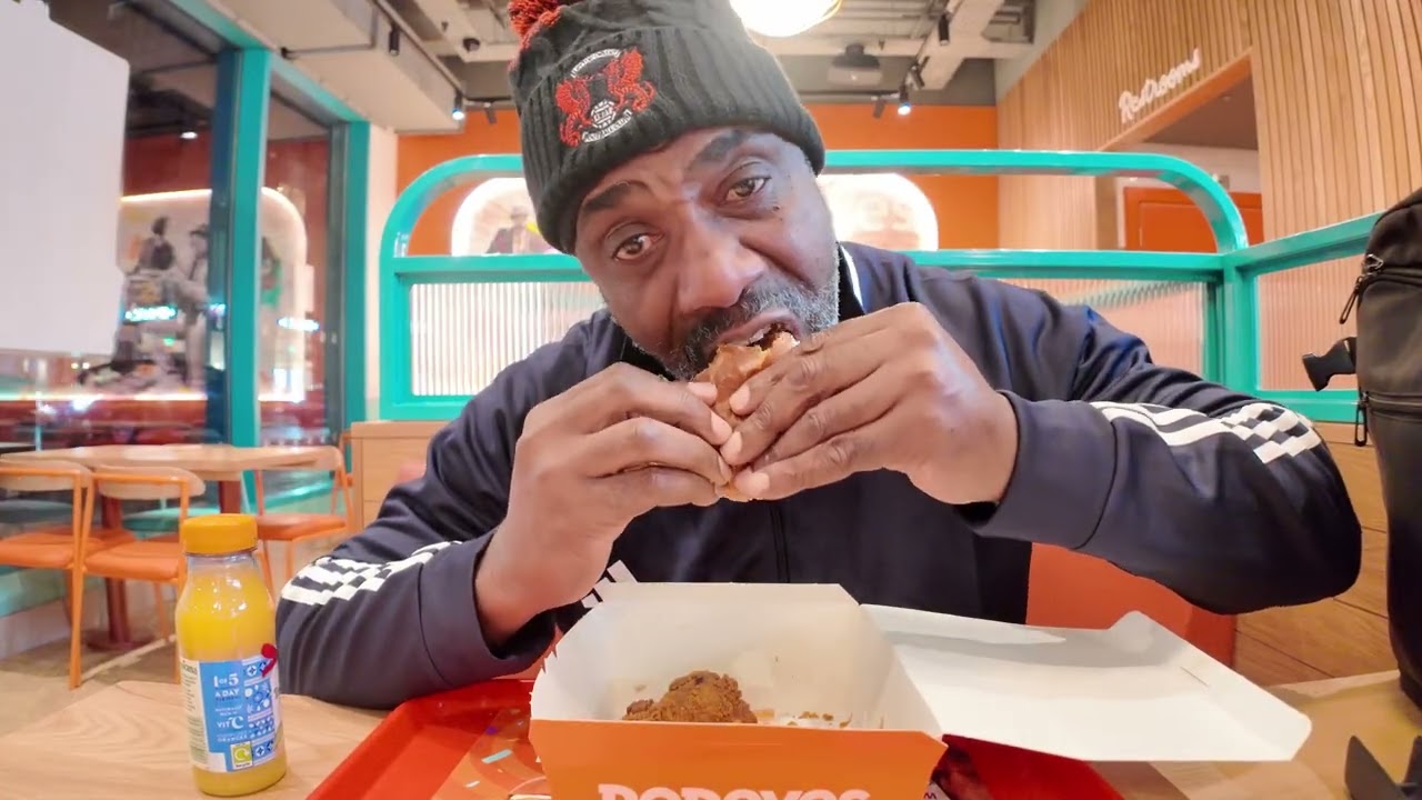Обзор горячего медового обеда Popeyes Hot Honey Box (£12,29) — стоит ли оно того?