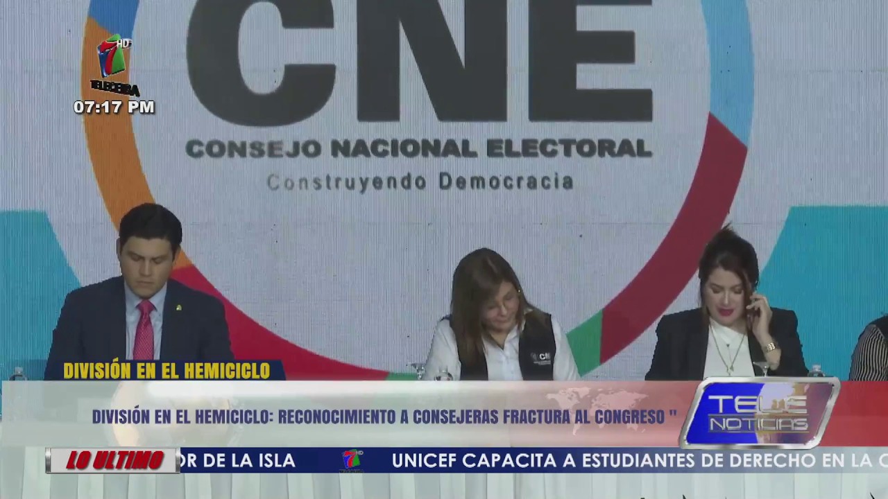 División en el hemiciclo: reconocimiento a consejeras fractura al Congreso