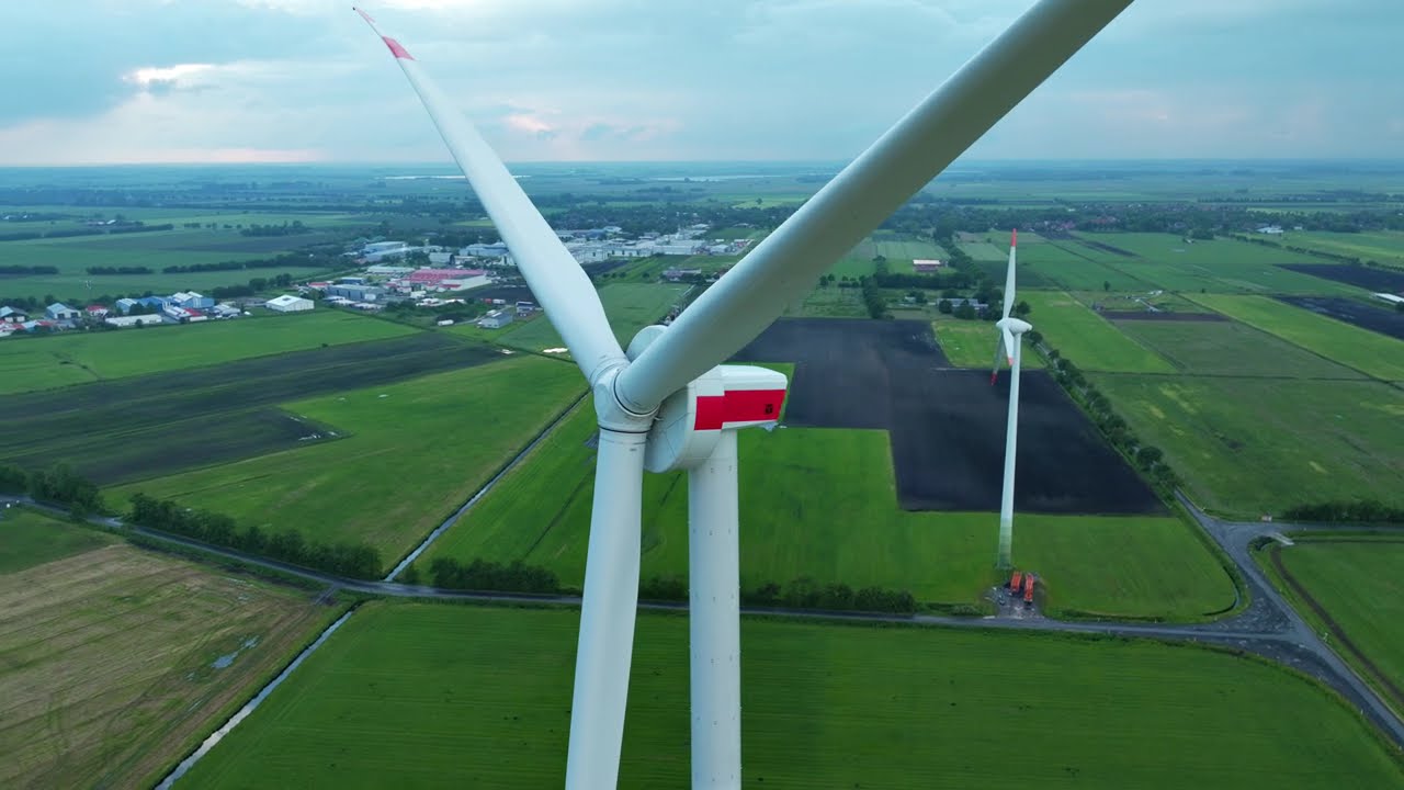 DJI Mavic 3 (5,1K) 50FPS  E138 EP3 E2