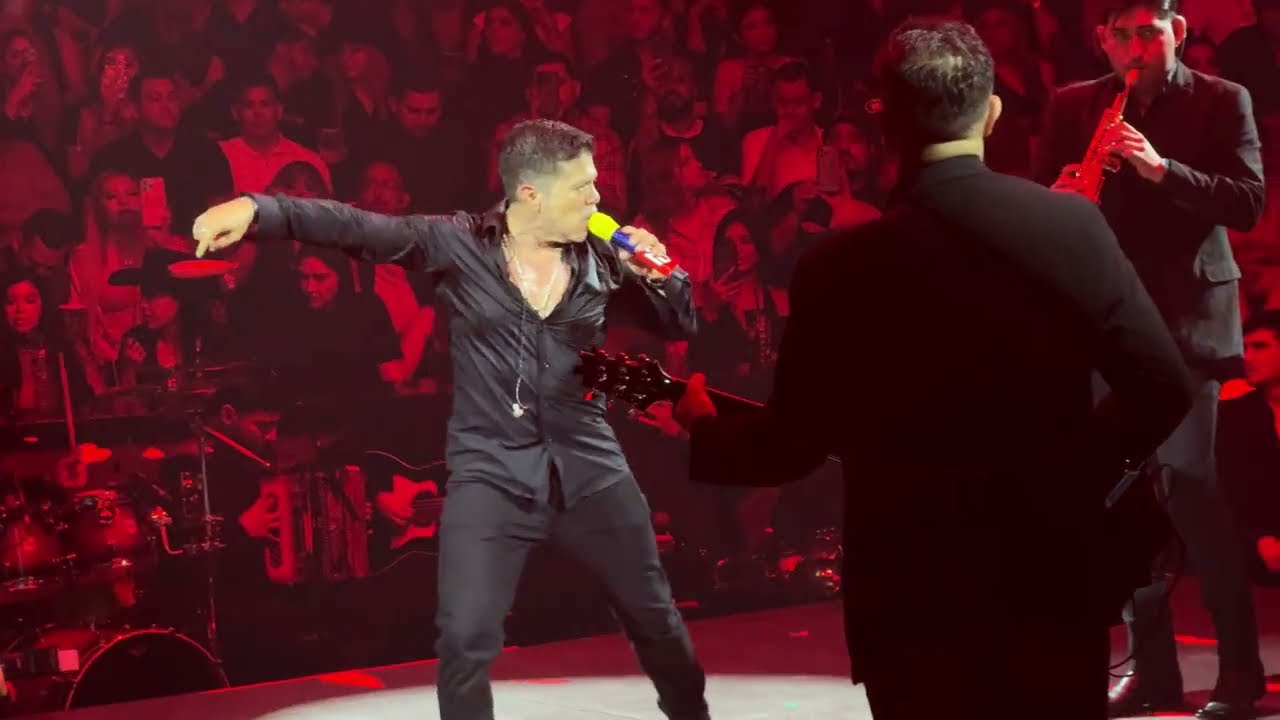 Aunque Sea A Escondidas - JUNTOS Jorge Medina y Josi Cuen en vivo Domo Care Monterrey 23 Mayo 25
