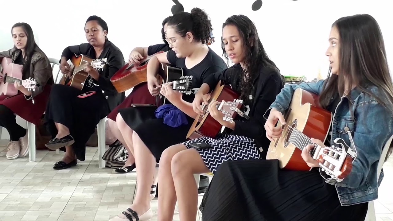CCB Hino 274- Na plenitude estarei - Nayara Yamamoto e alunas
