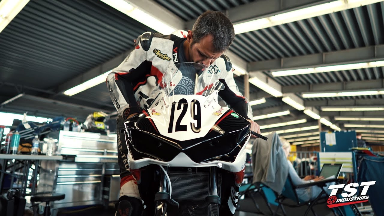 Yamaha R3 Superbike BETA - First Test [Superbike Build Series Ep.6]