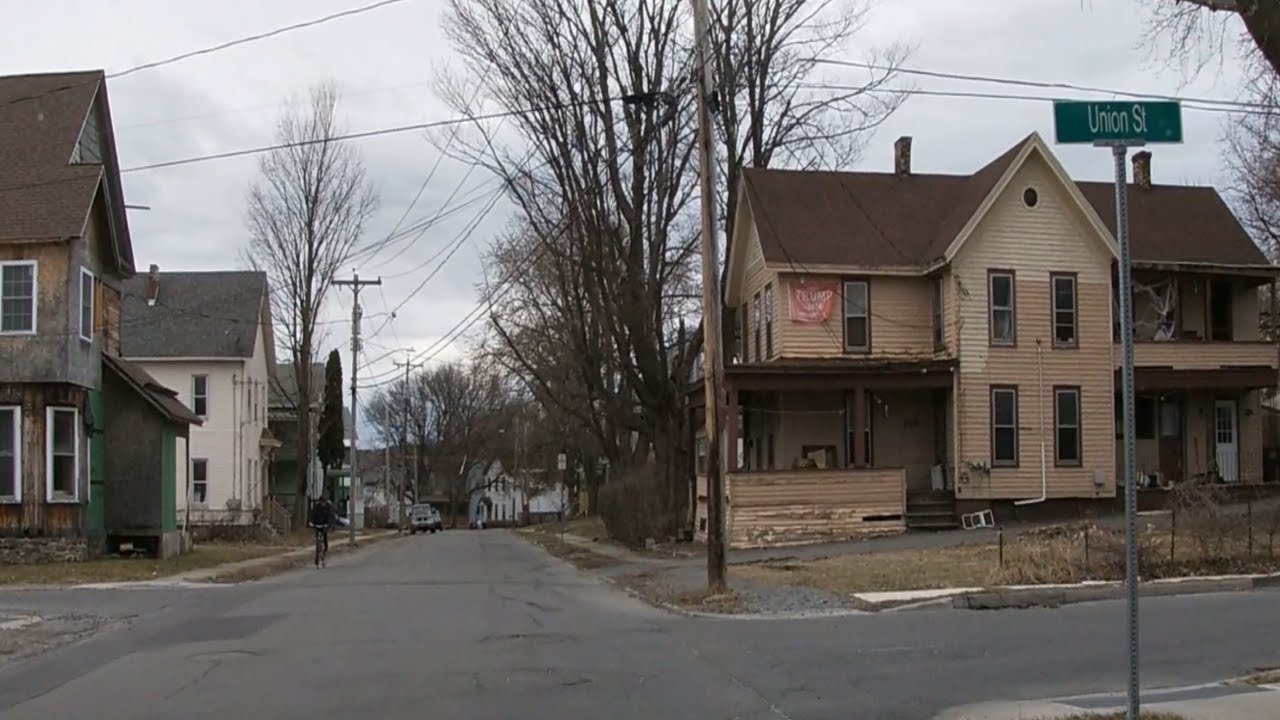 GLOVERSVILLE NEW YORK WHITE HOODS