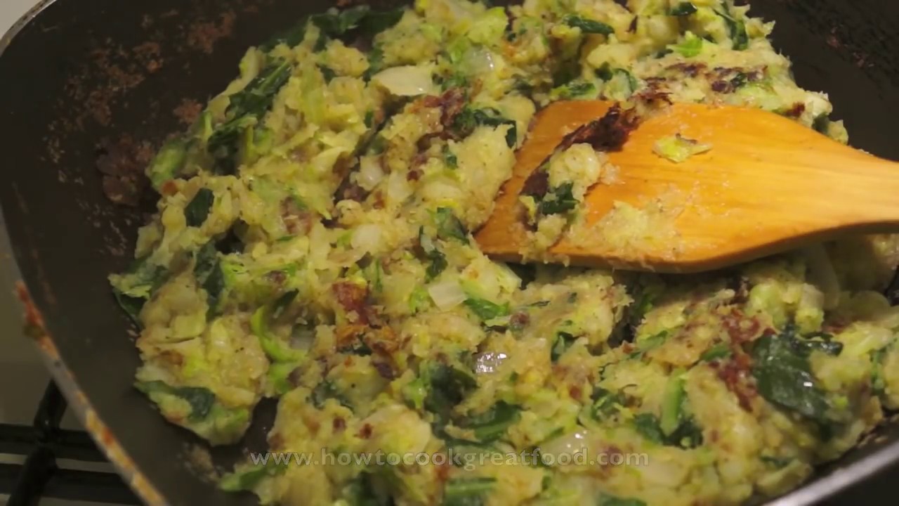 Bubble n Squeak Recipe - How to Make Bubble & Squeak - British Food - Fried Potato & Cabbage