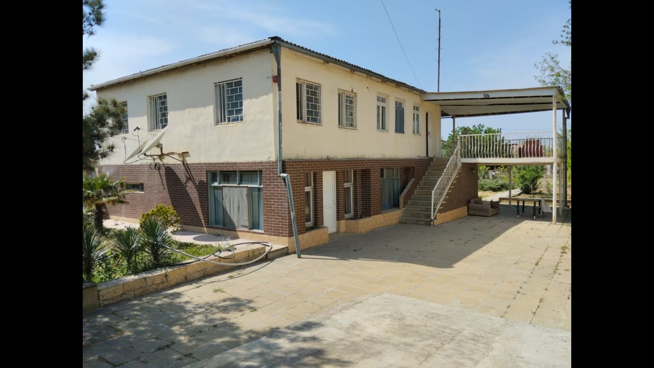120.000 Azn-Novxanıda Murad marketə və yola yaxın 12 sotda 2 mərtəbə 6 otaqlı Bağ evi.