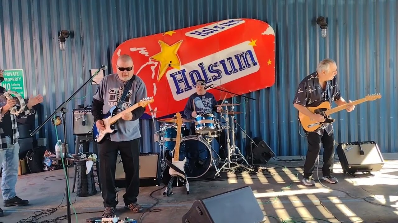 Uncle Fudge at the Blues Jam 