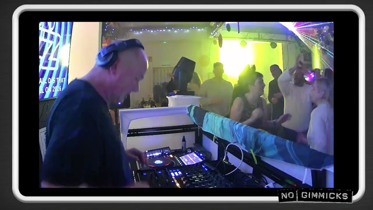 Darren Kidd live from Dark Revolution on New Years Eve 25/26