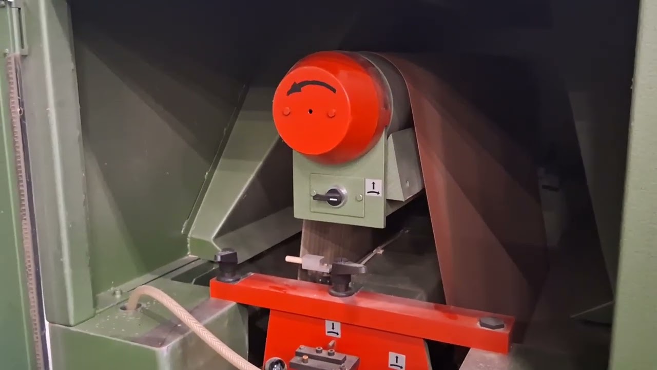 Breitbandschleifmaschine, Bütfering, AWS 1100