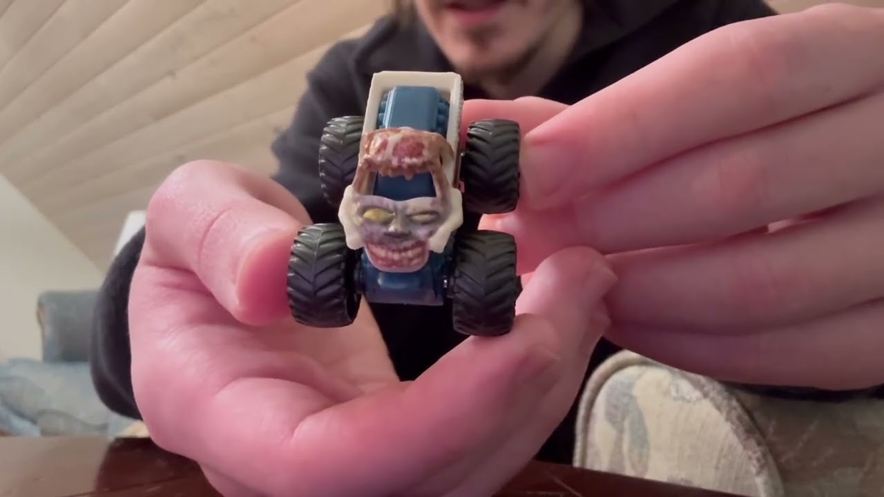 Monster Jam Minis Series 15 Unboxing 
