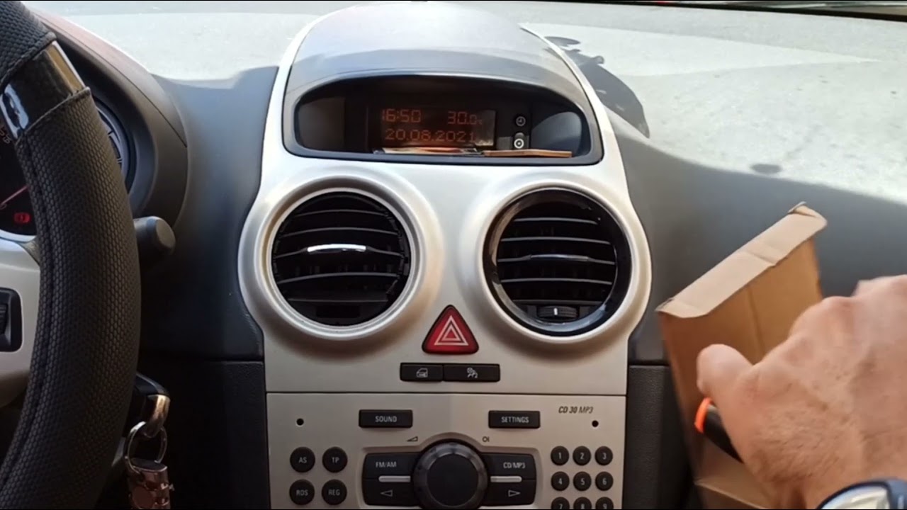 Cambio de rejillas de ventilación Opel Corsa D