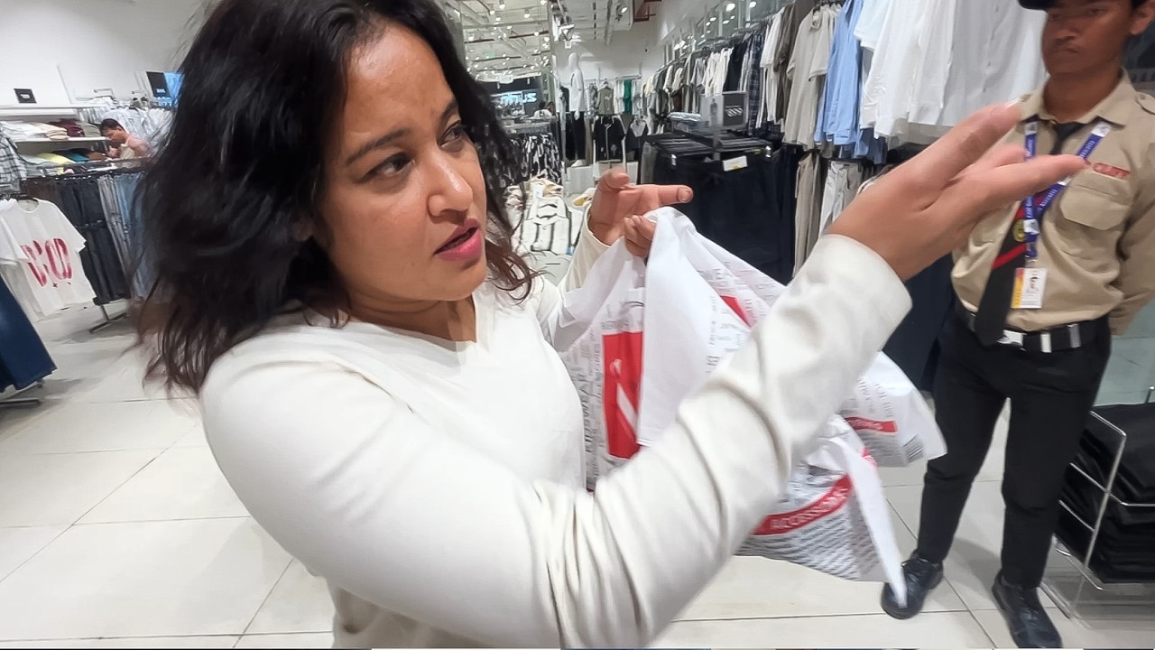 Aise kaise hogi meri shopping/ग्रेटर नोएडा के Omaxe Mall में की जबरदस्त शॉपिंग