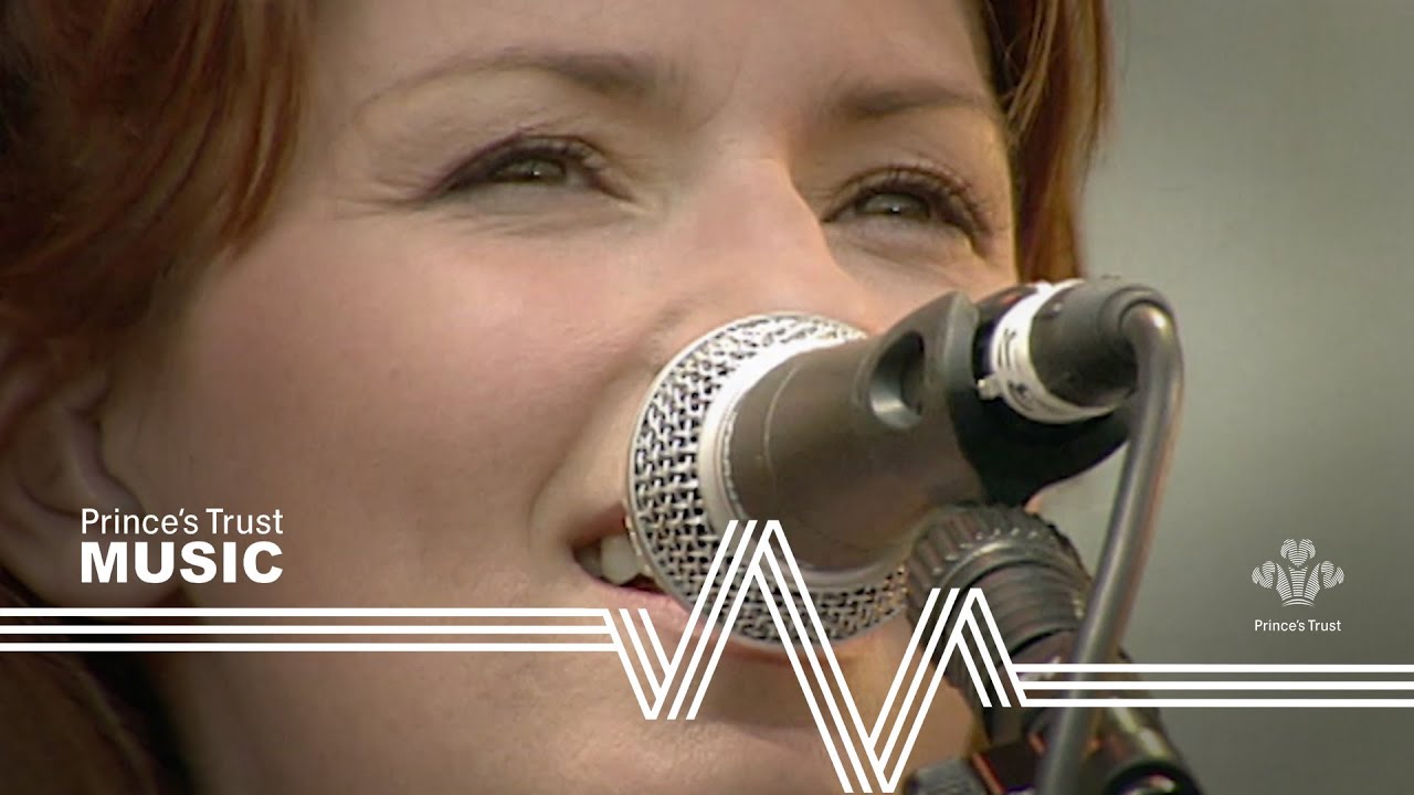 Shania Twain - You're Still The One (The Prince's Trust Party In The Park 1998)