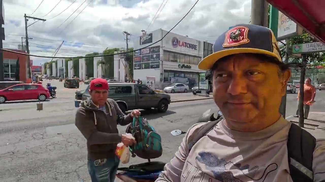 ZONA 19 POR LA CALZADA SAN JUAN: EL TRAFICO ES TREMENDAMENTE PESADO POR TODA GUATEMALA