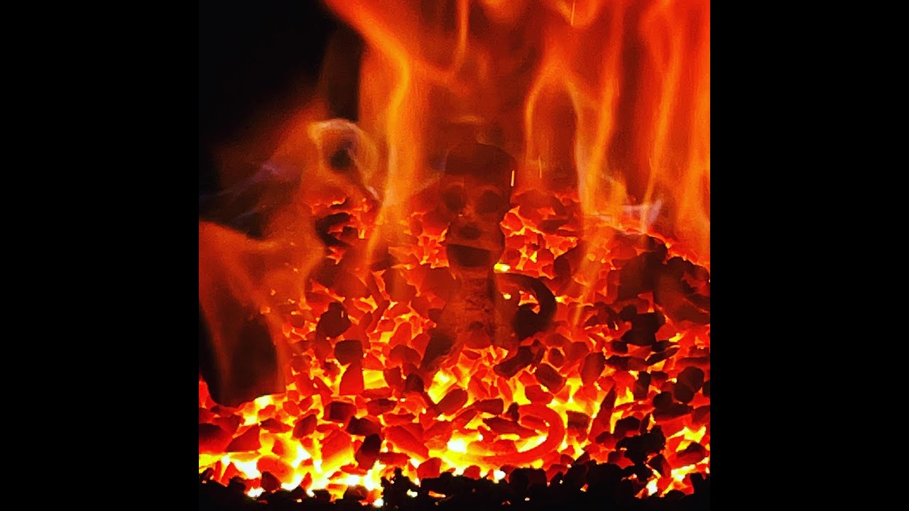 Starting anthracite in a coal forge
