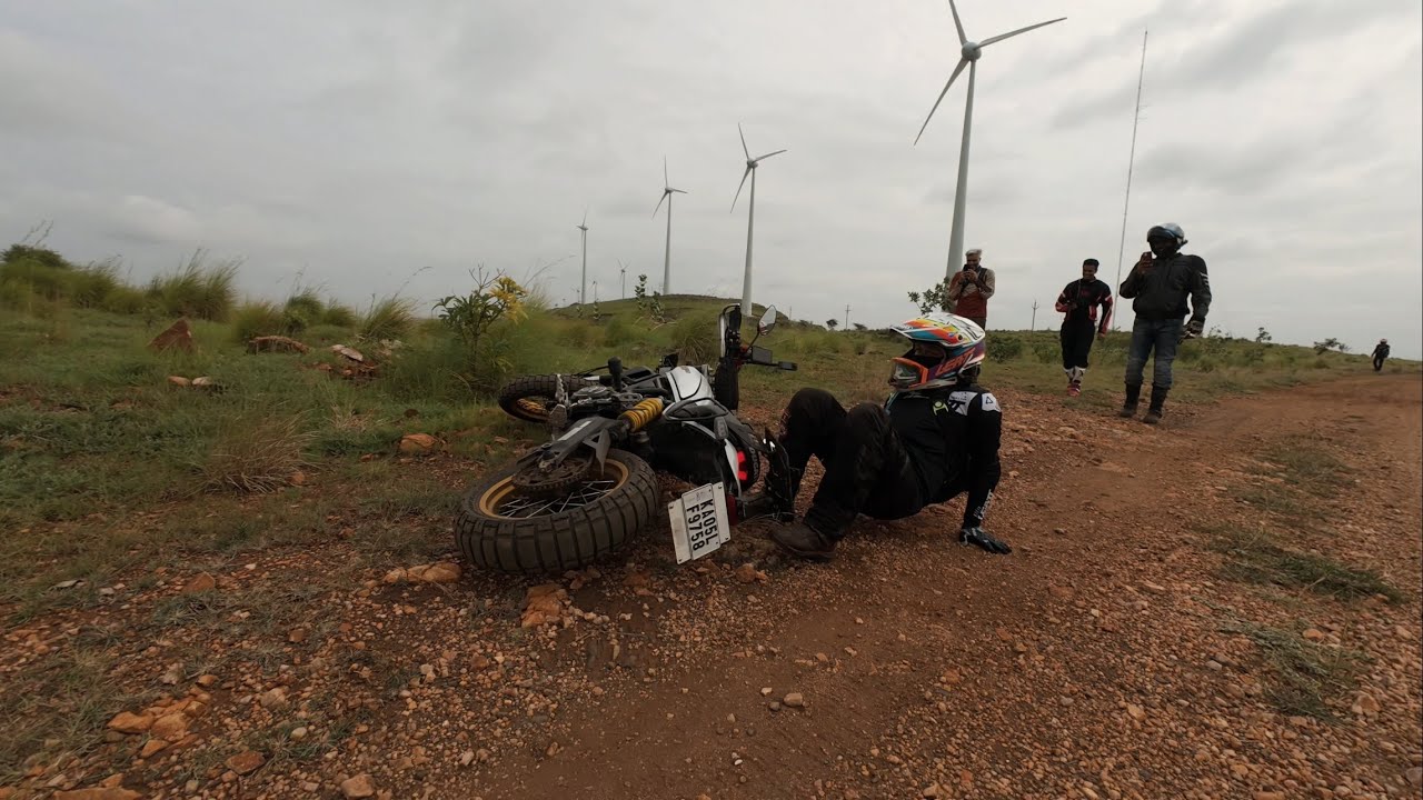 Crashed Ducati Desert Sled. Himalayan 450 against Big bikes. Off-road fun