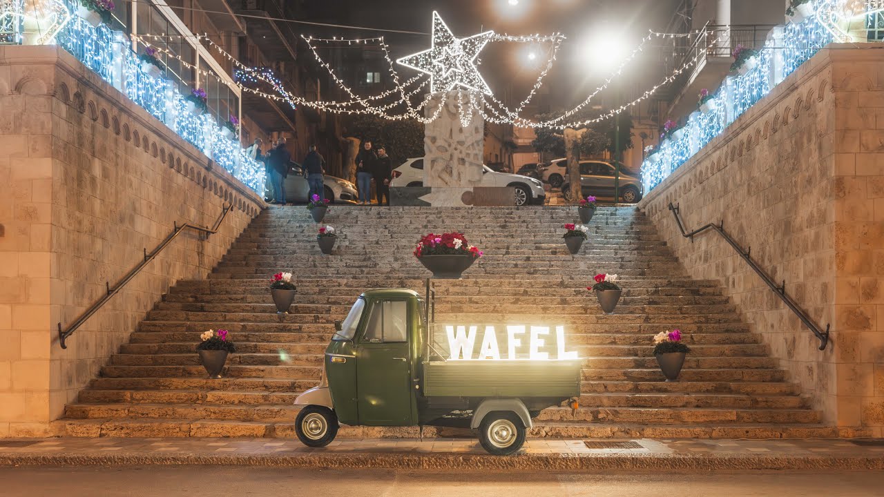 Creating a Waffel Truck out of my Italian TukTuk