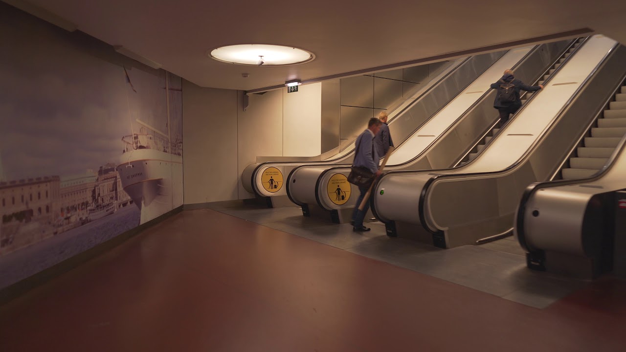 Sweden, Stockholm, Arlanda Airport Terminal 5, 6X escalator , 2X elevator
